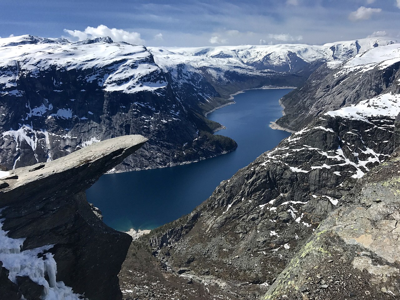 Trolltunga Explained: Geology, Folklore & Norway's Dramatic Cliff